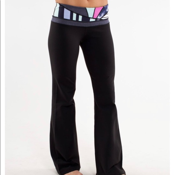 lululemon athletica Pants - Lululemon Groove Pant